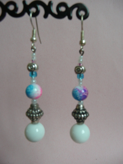 Boucles d'oreilles blanches