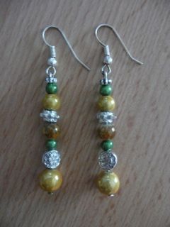 Boucles d'oreilles jaunes et vertes
