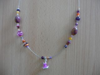 Collier violet