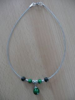 Collier pendant vert